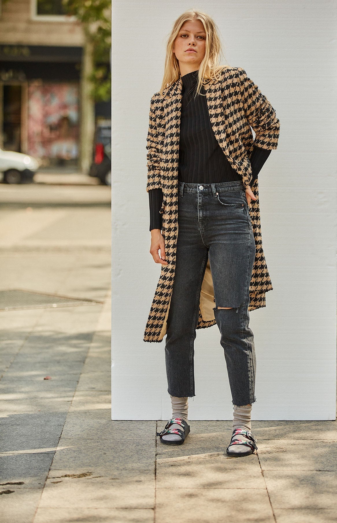 HOUNDSTOOTH COAT
