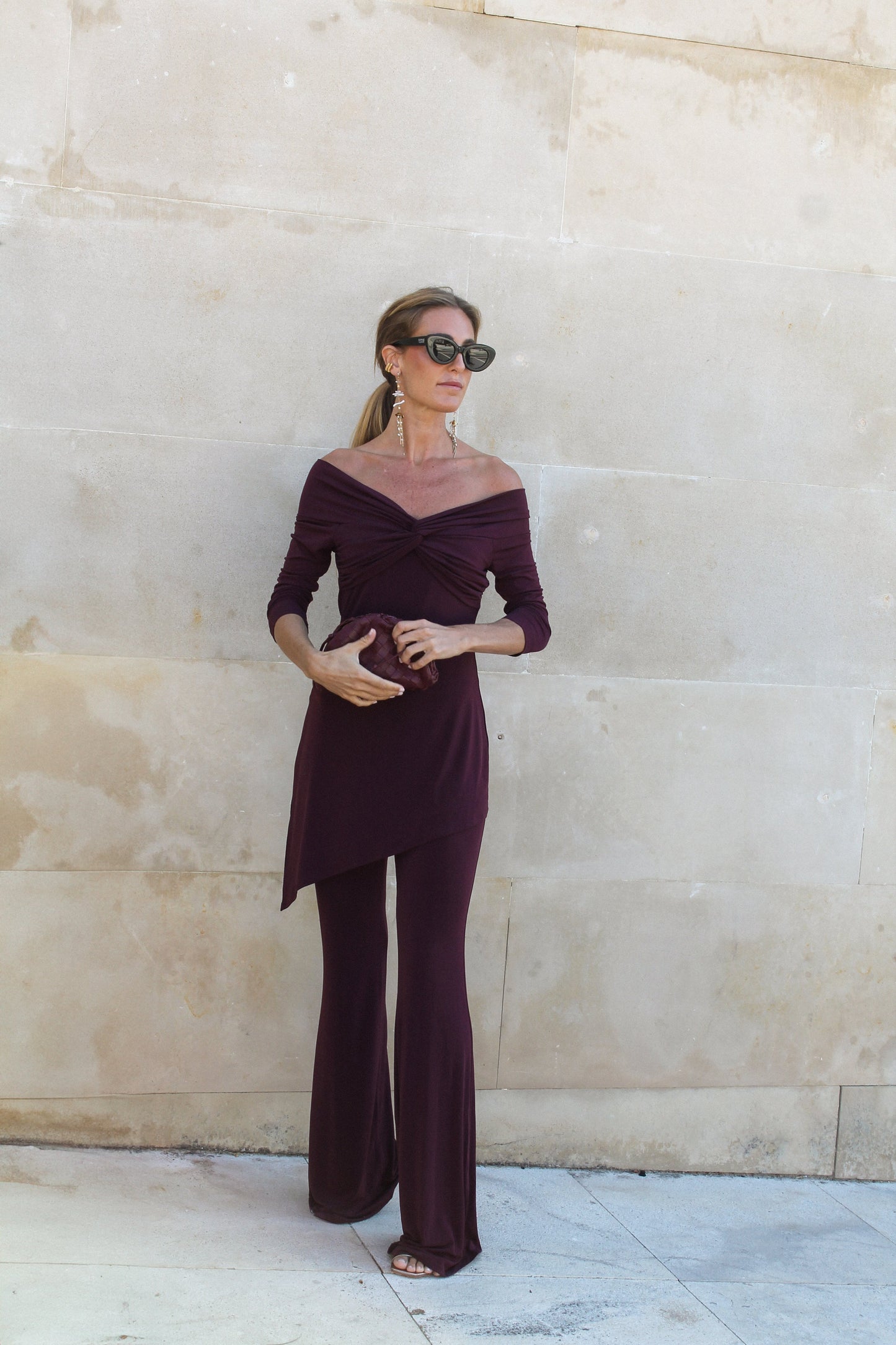 TOTAL LOOK NUDO PUNTO BURGUNDY