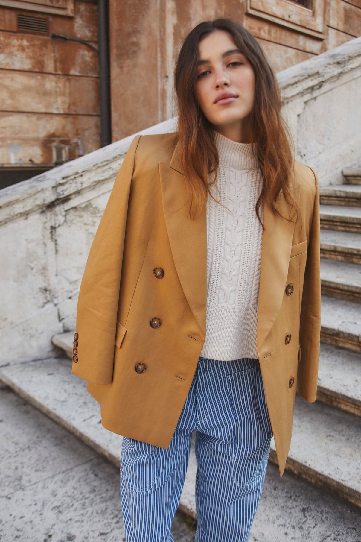 CHAQUETA EMILY LINO OCRE