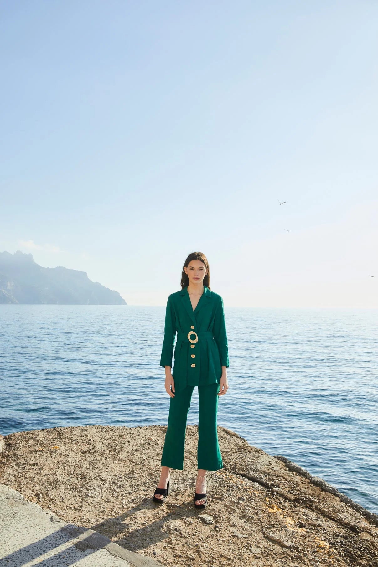 Green icon total look