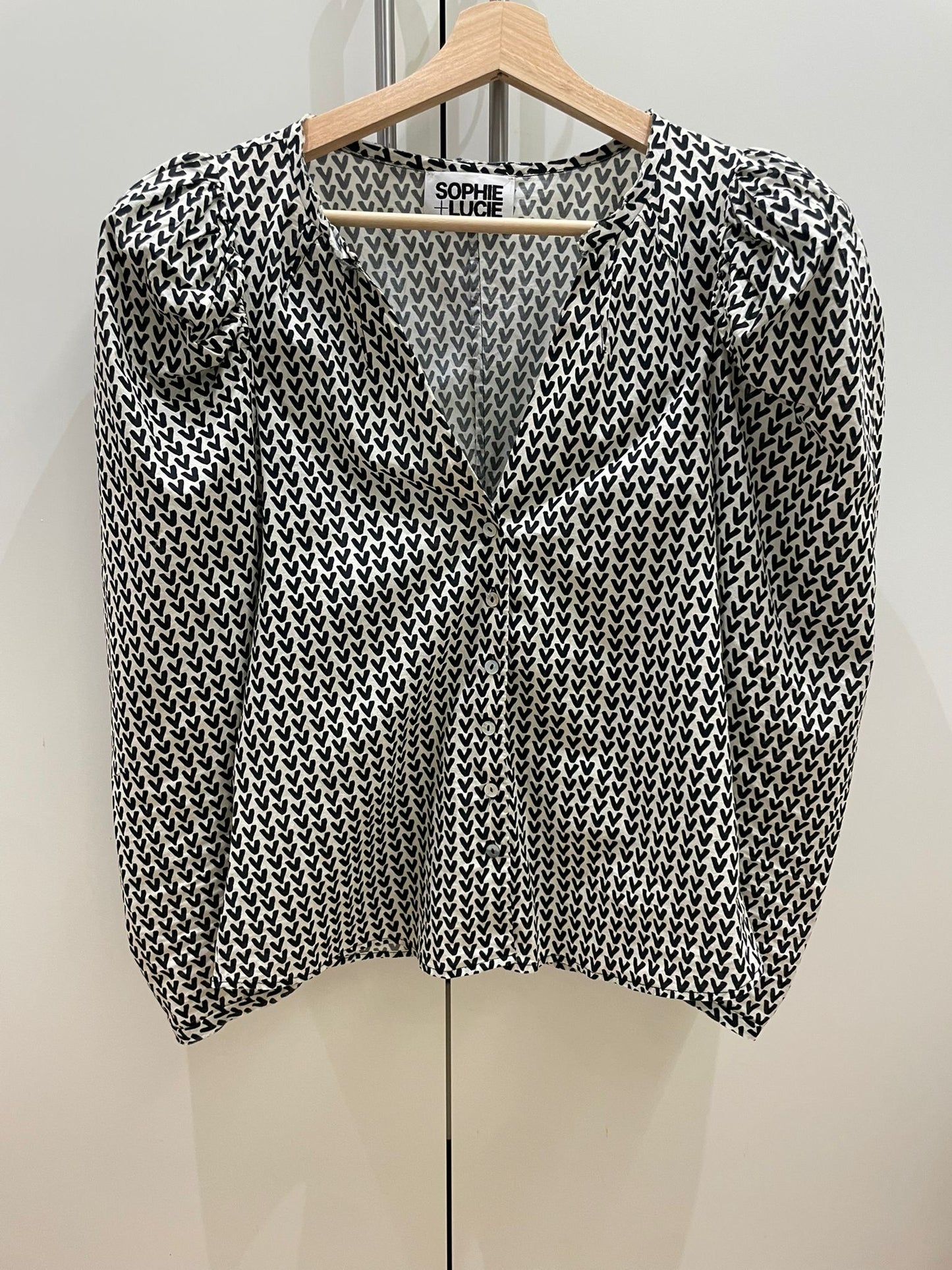 Puffed Sleeve Heart Print Shirt