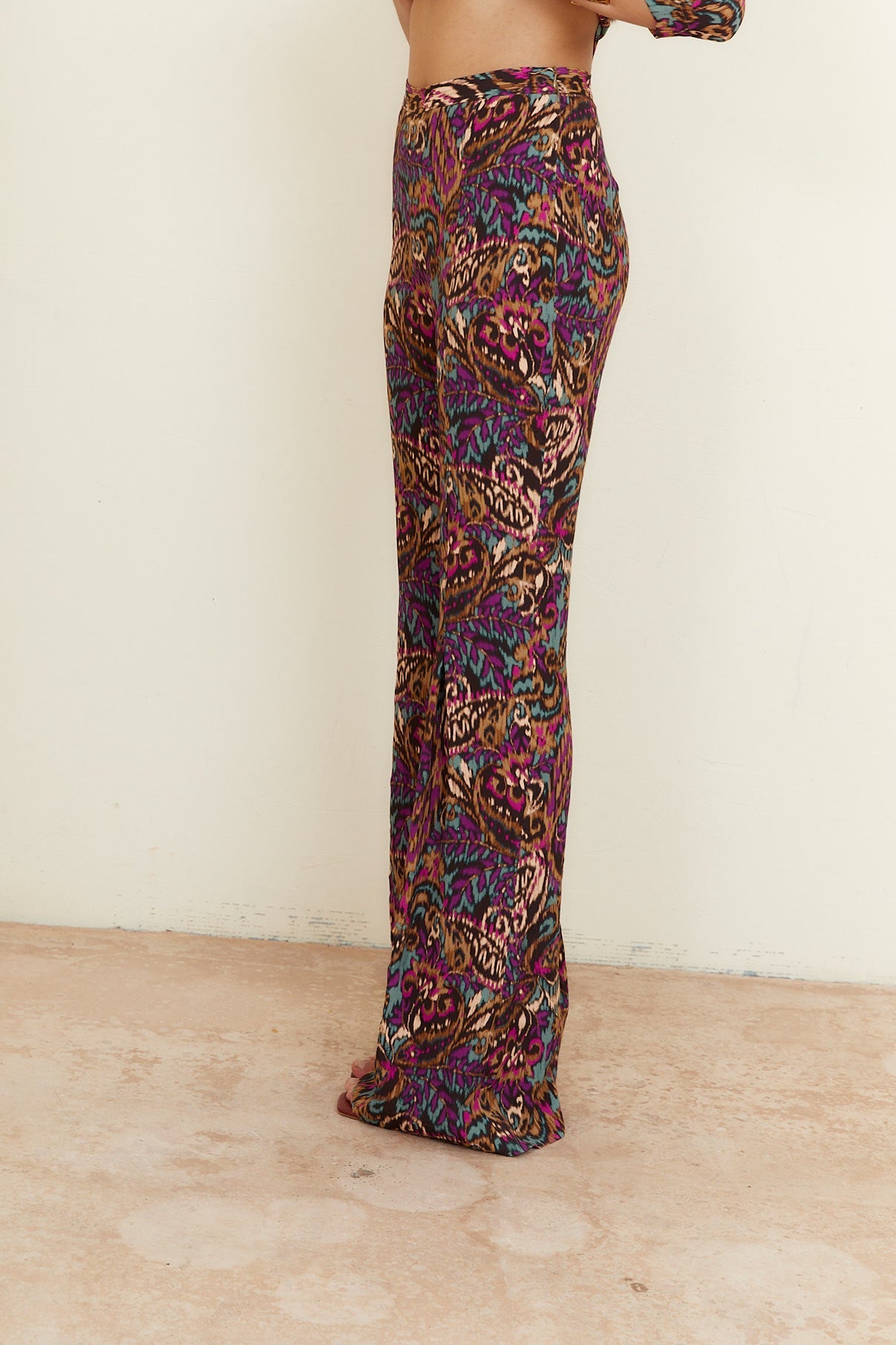 PANTALON PLIEGUE FLOR IKAT