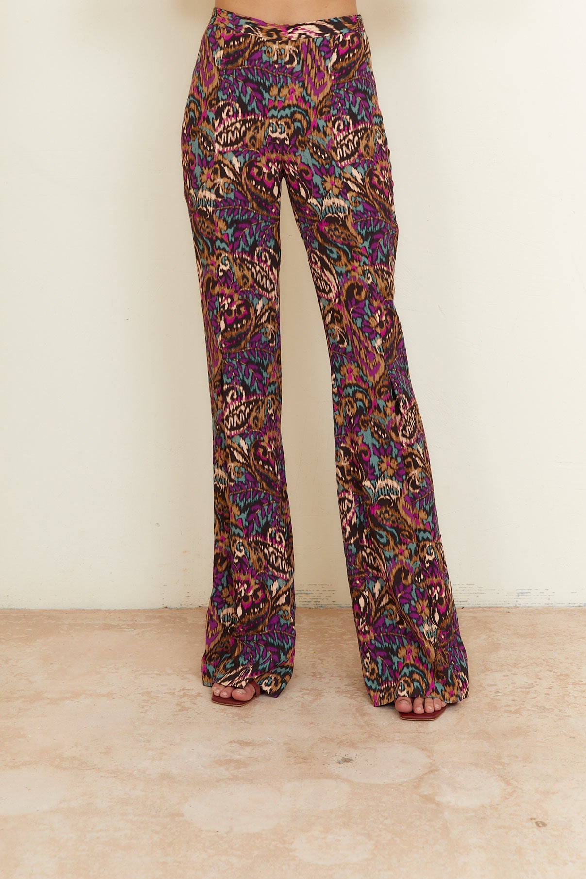 PANTALON PLIEGUE FLOR IKAT