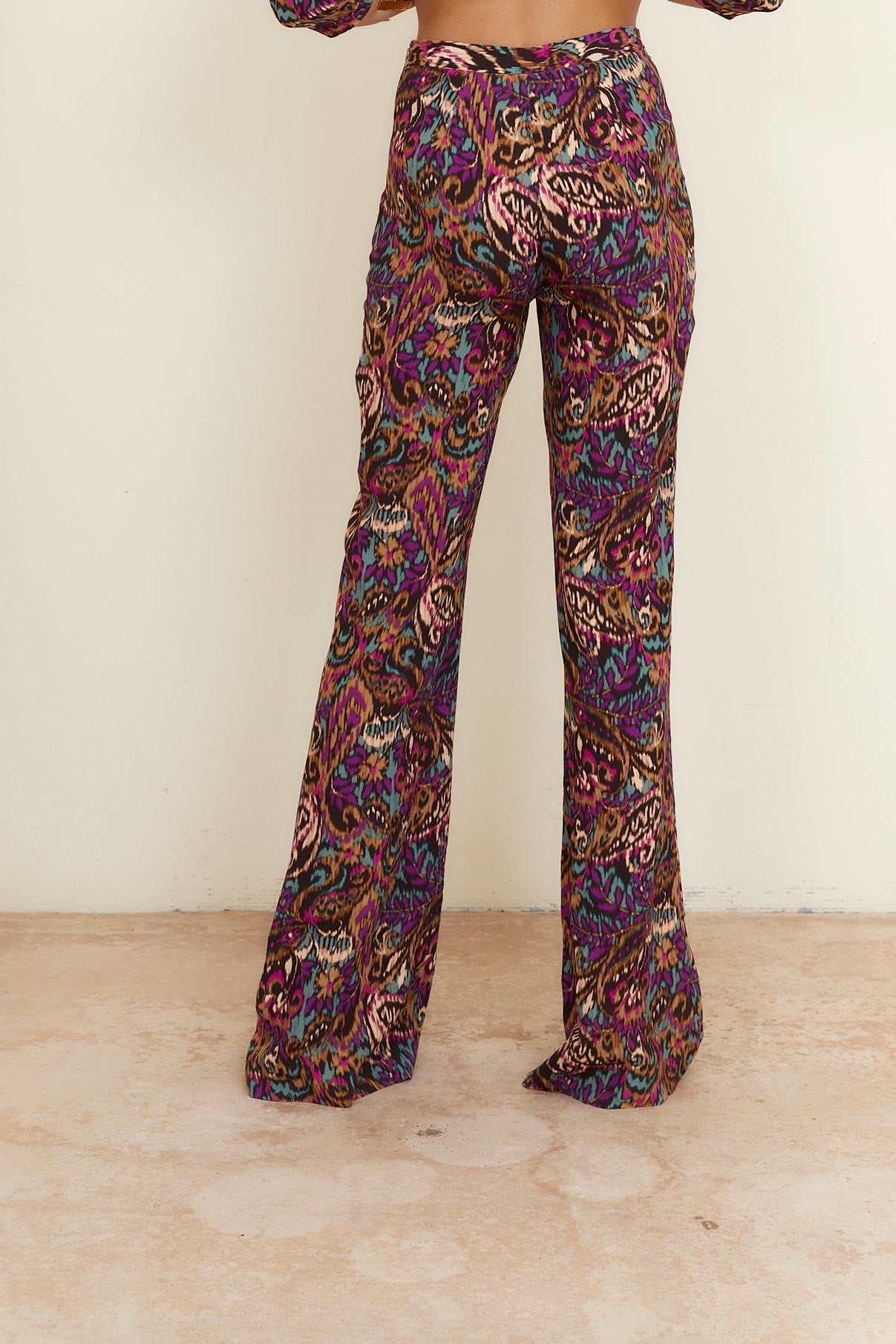 PANTALON PLIEGUE FLOR IKAT