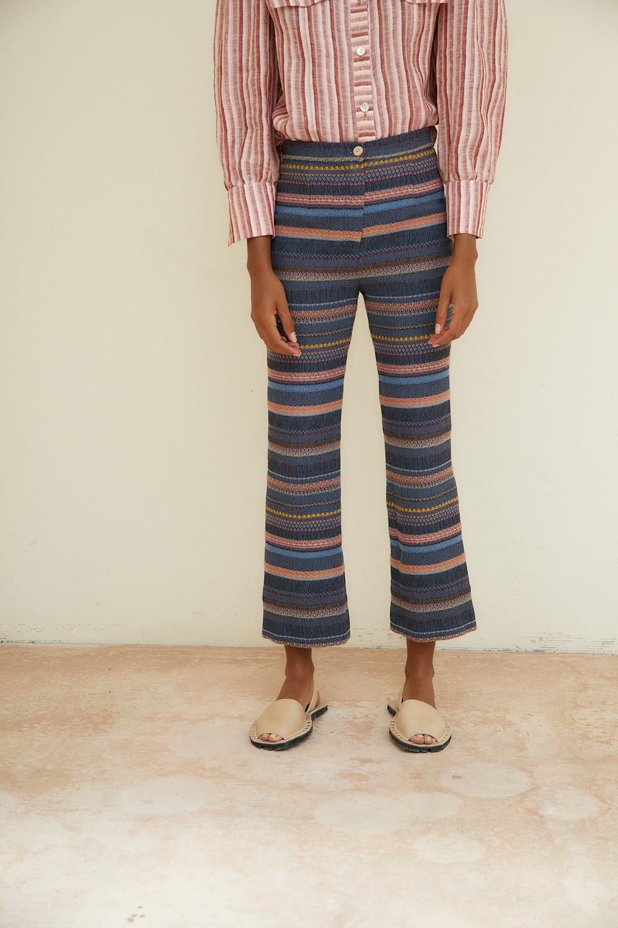 PANTALÓN SESENTA CROP GOBI AZUL