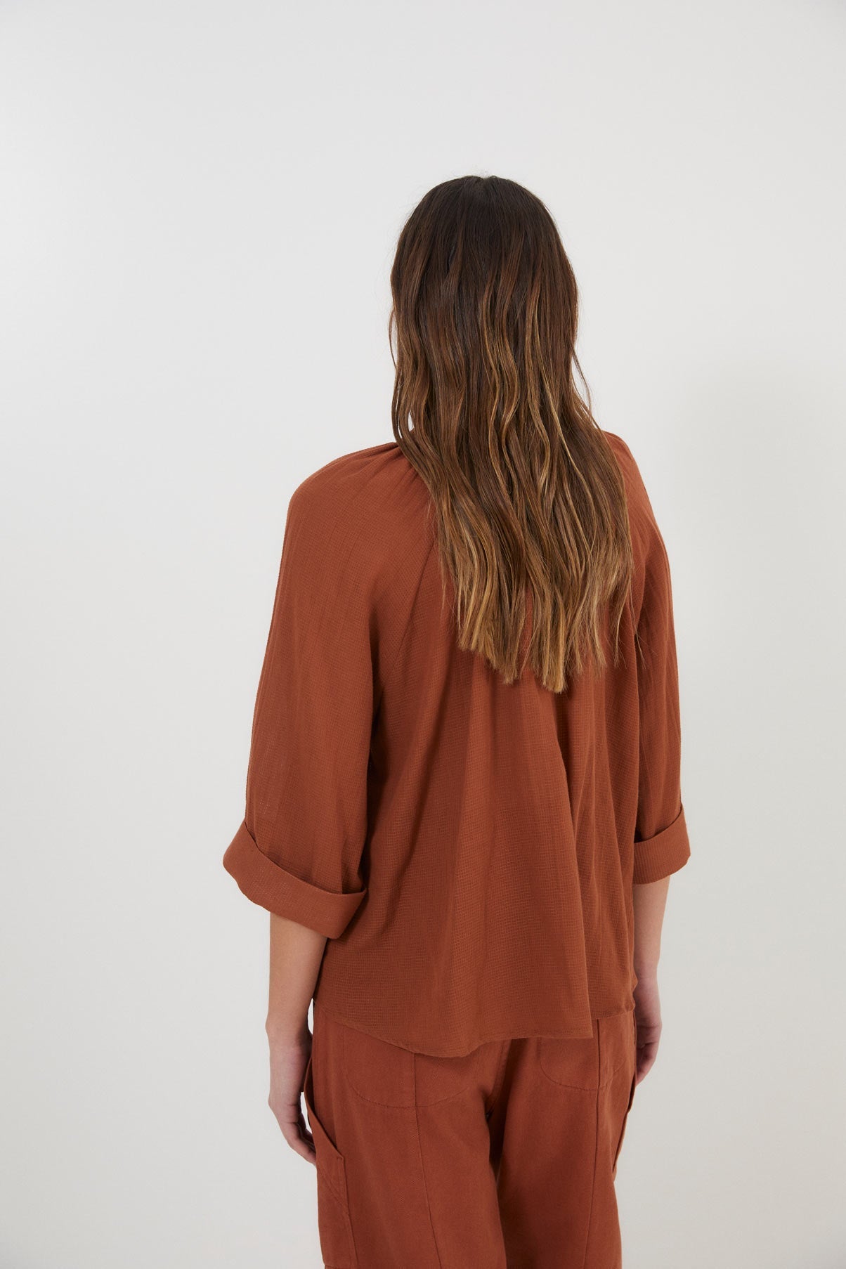 BLUSA MOLLI ARRUGUILLA TEJA