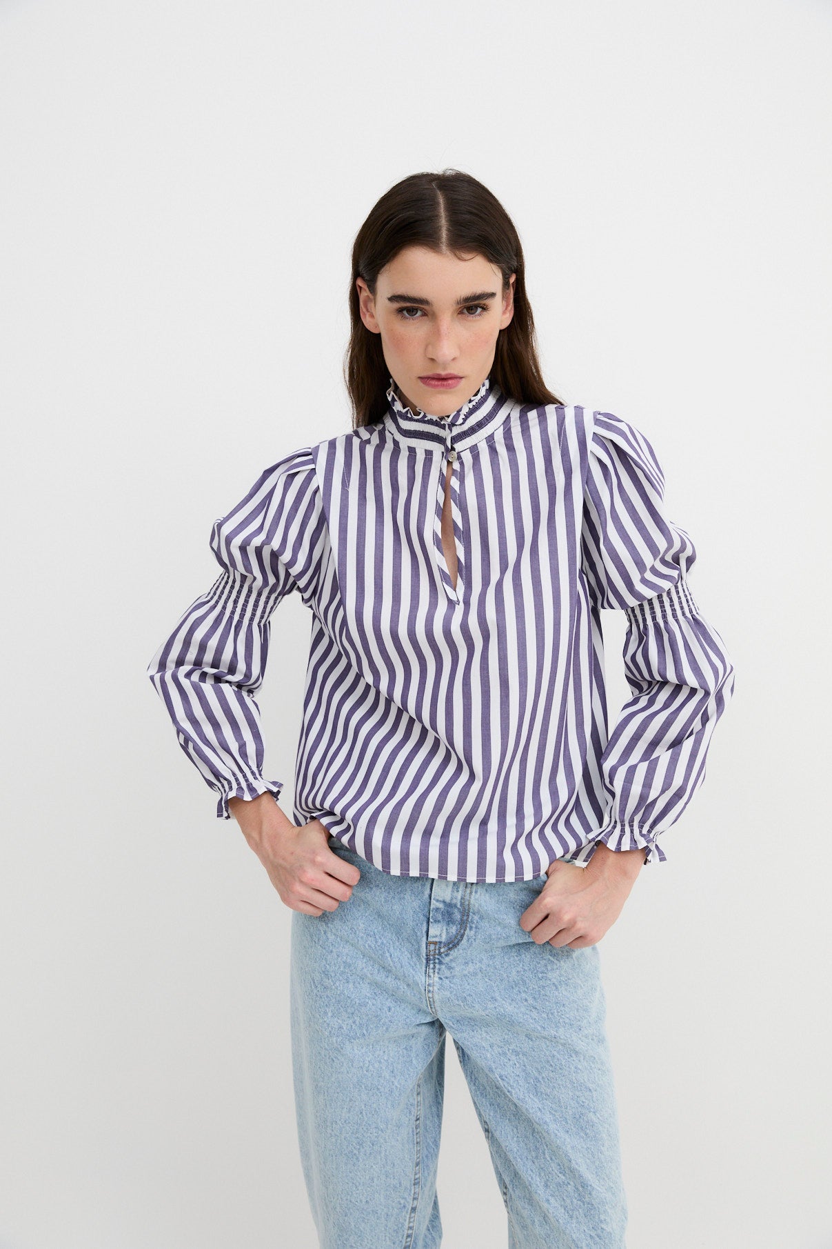 BLUSA GOTA RAYA MORADO