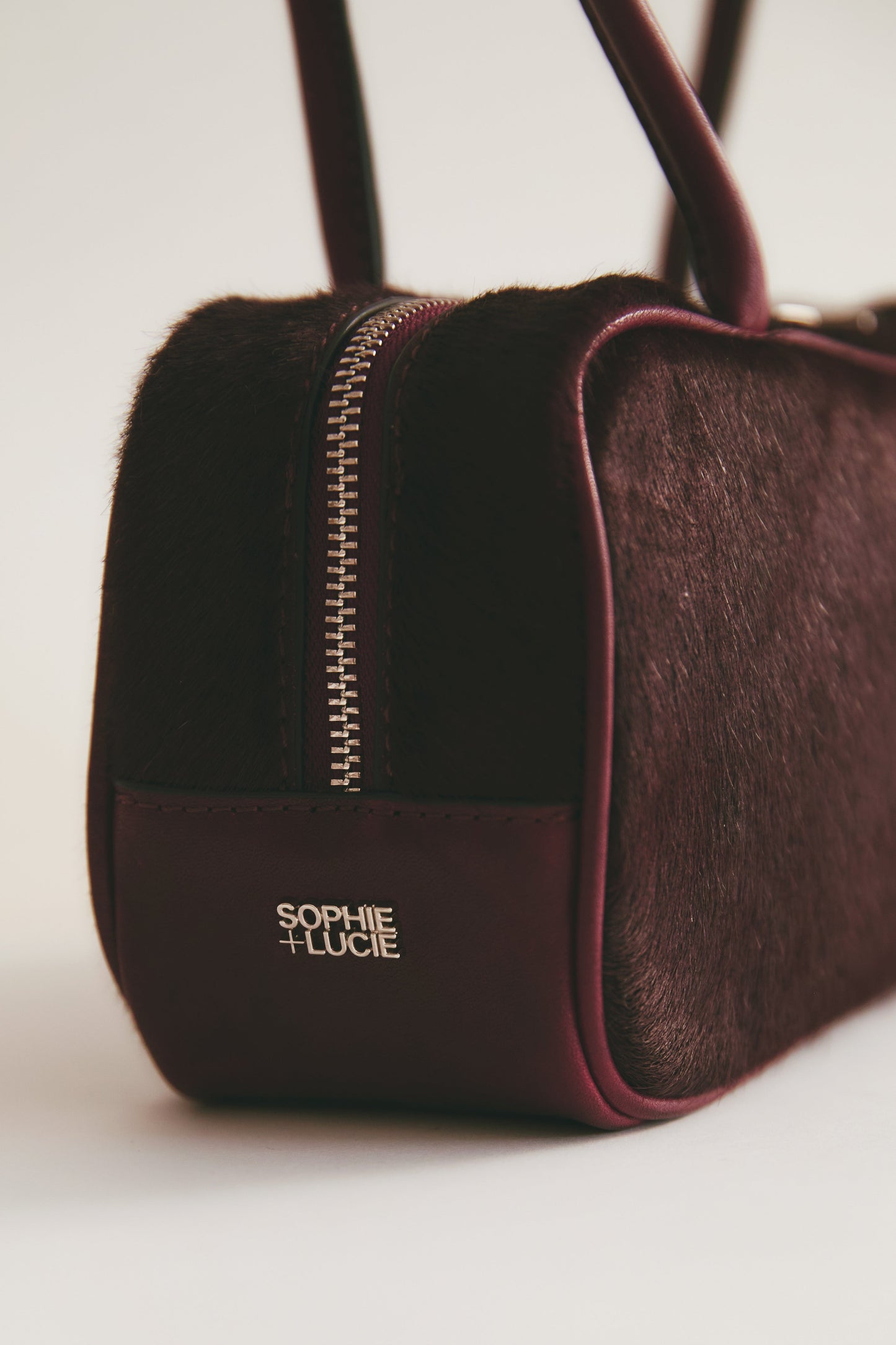 BURGUNDY LEATHER BAGUETTE BAG