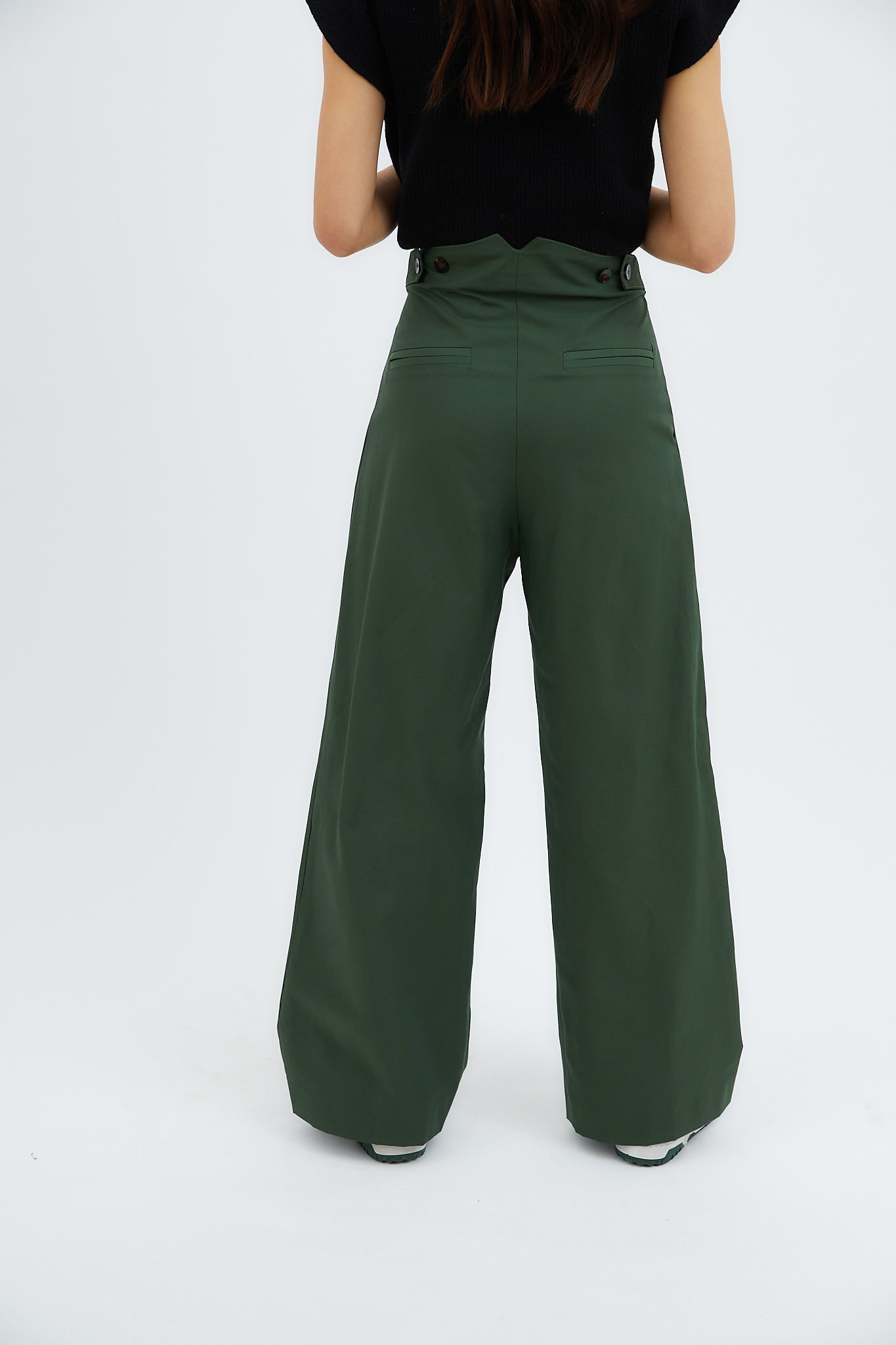 PANTALON WOODY GABARDINA VERDE