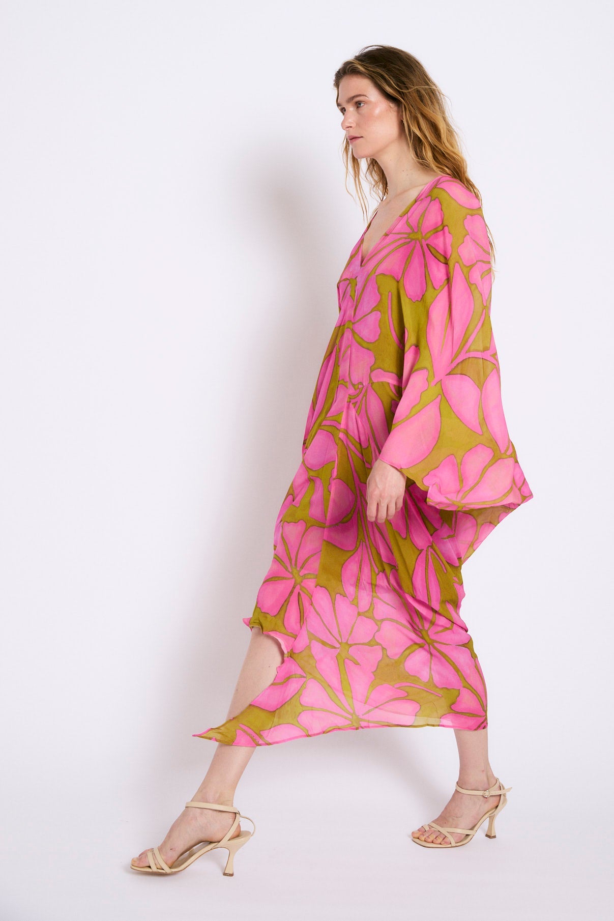 VERO FIJI STRAWBERRY DRESS