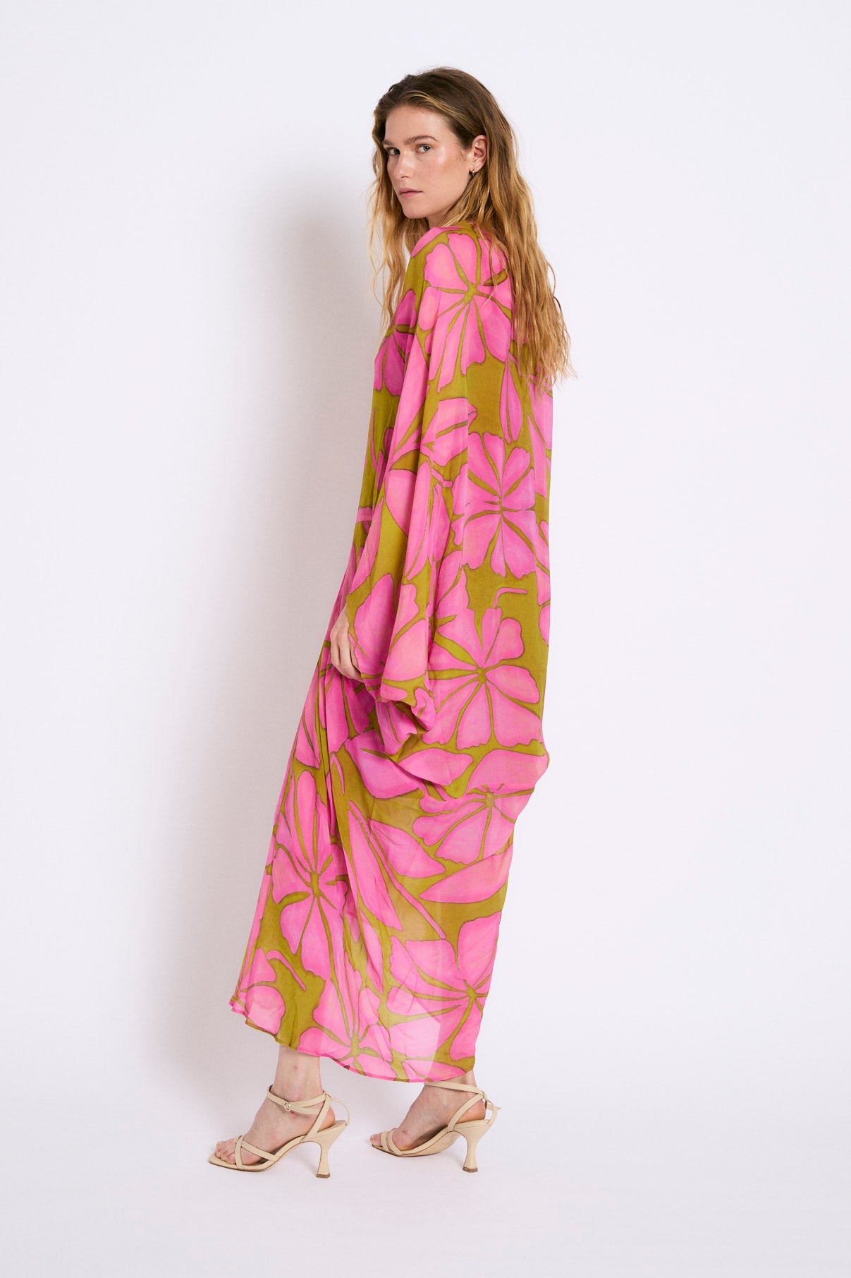VERO FIJI STRAWBERRY DRESS