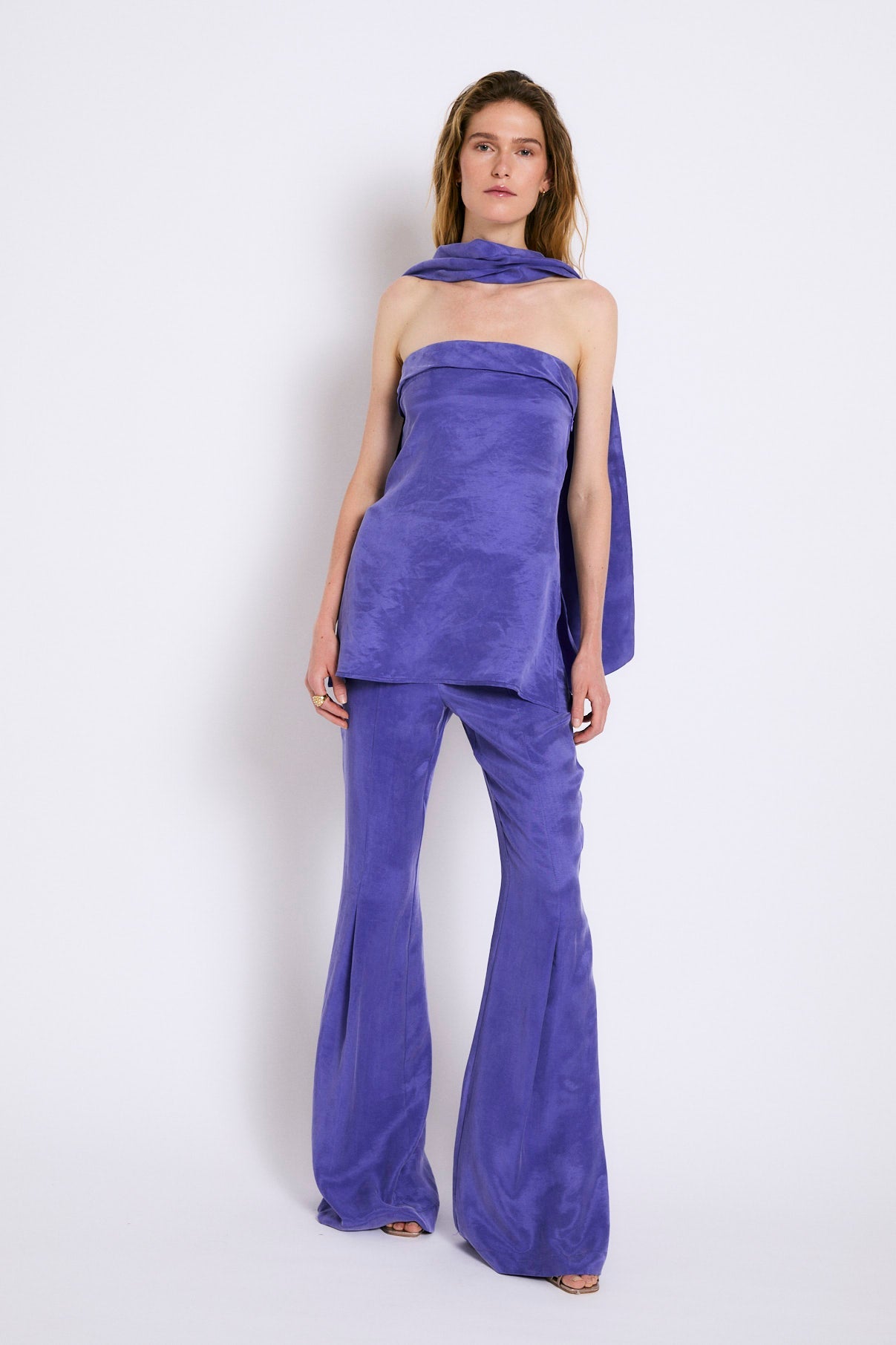 TOTAL LOOK CORINTIA CUPRO MORADO