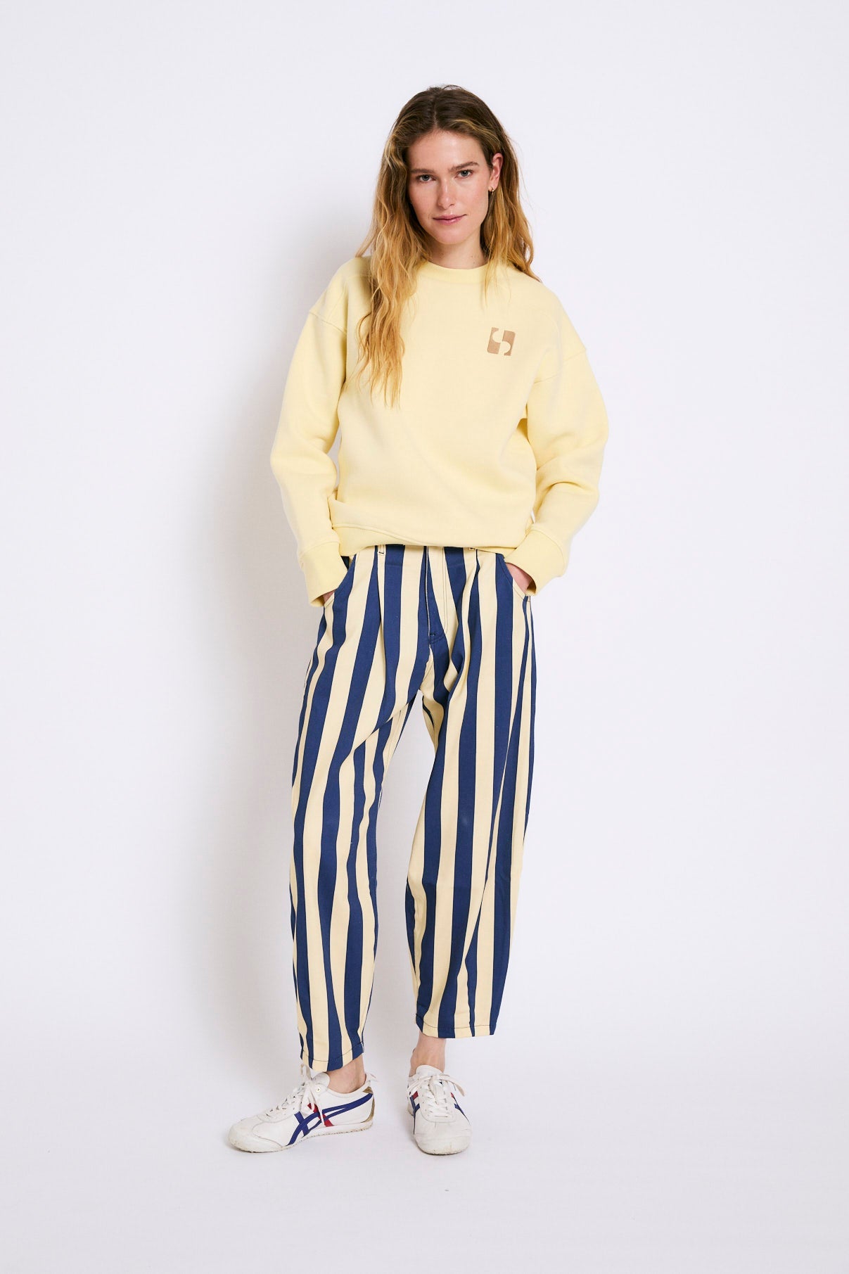 BLUE STRIPED BOYFRIEND JEANS