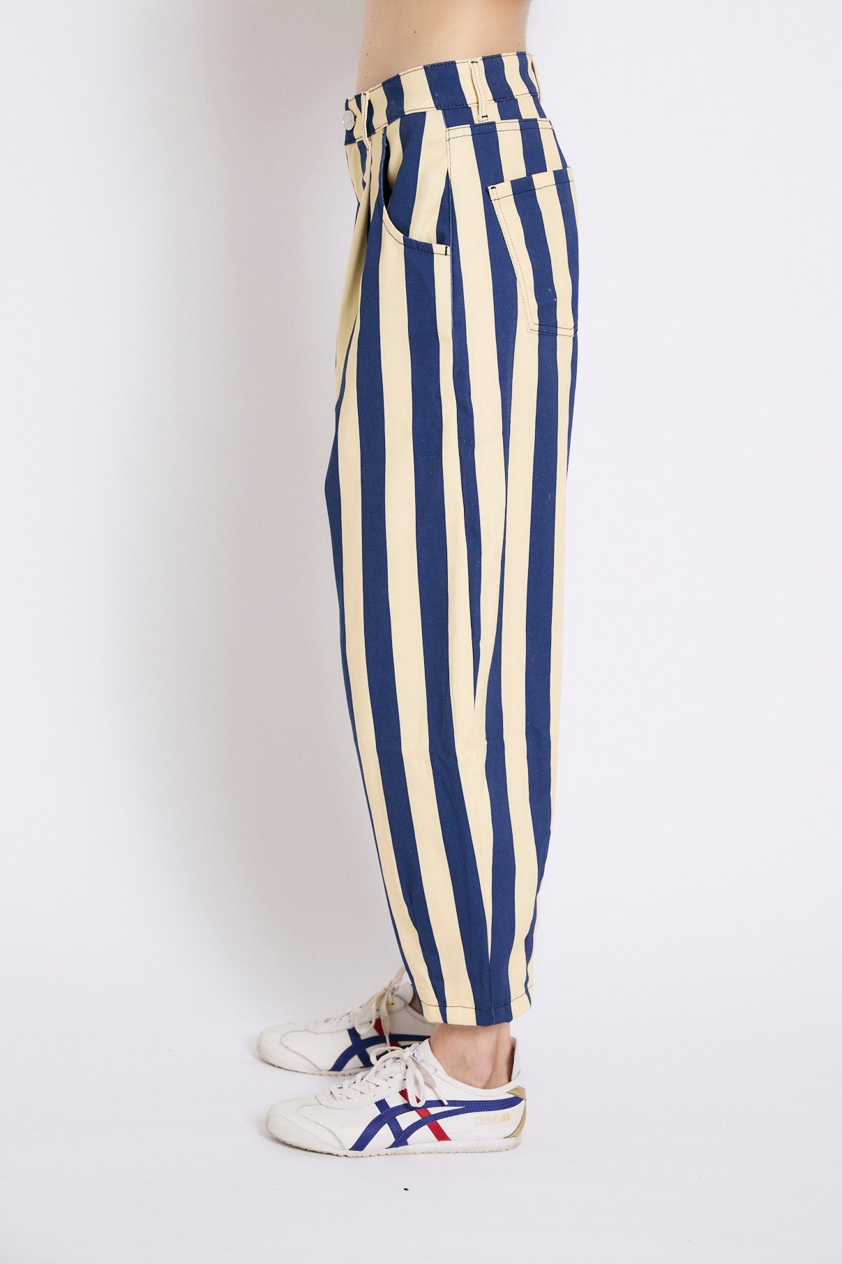 BLUE STRIPED BOYFRIEND JEANS