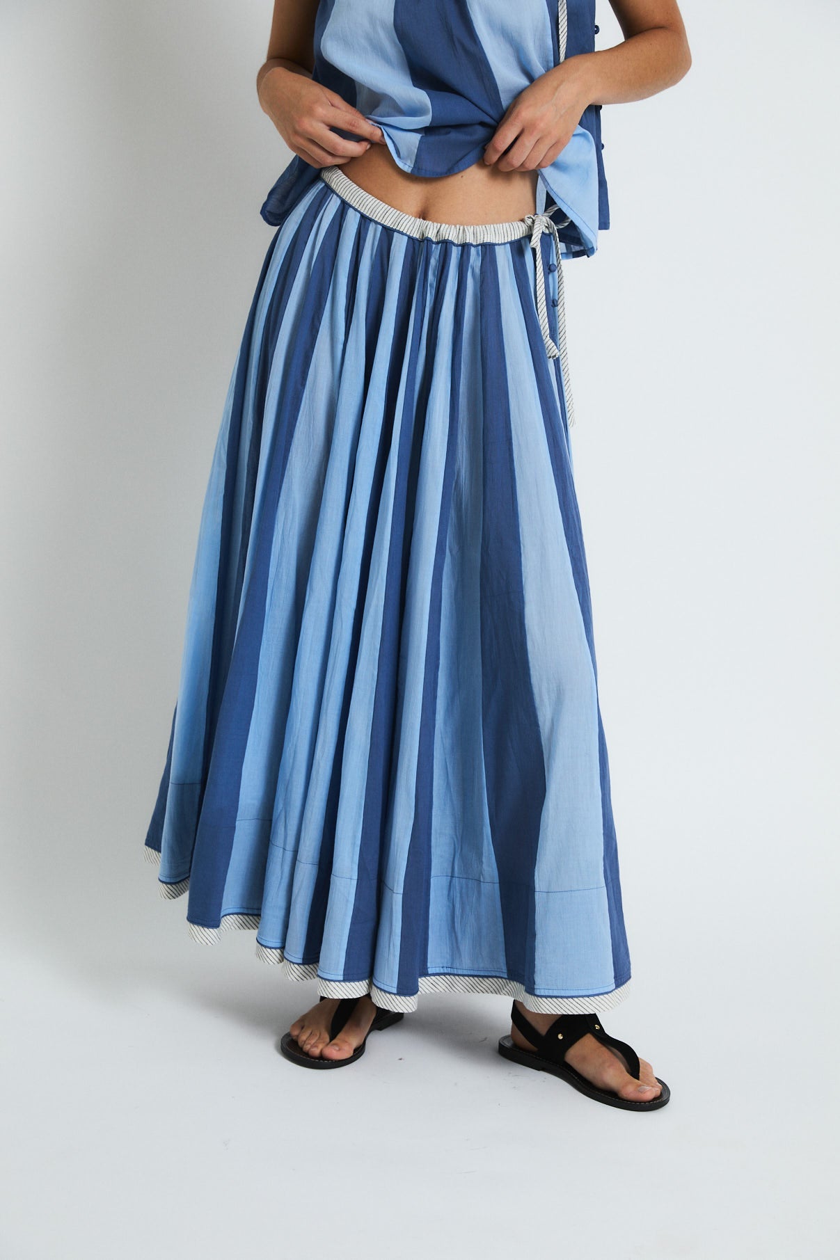 TOTAL LOOK CIRCO VOILE AZUL