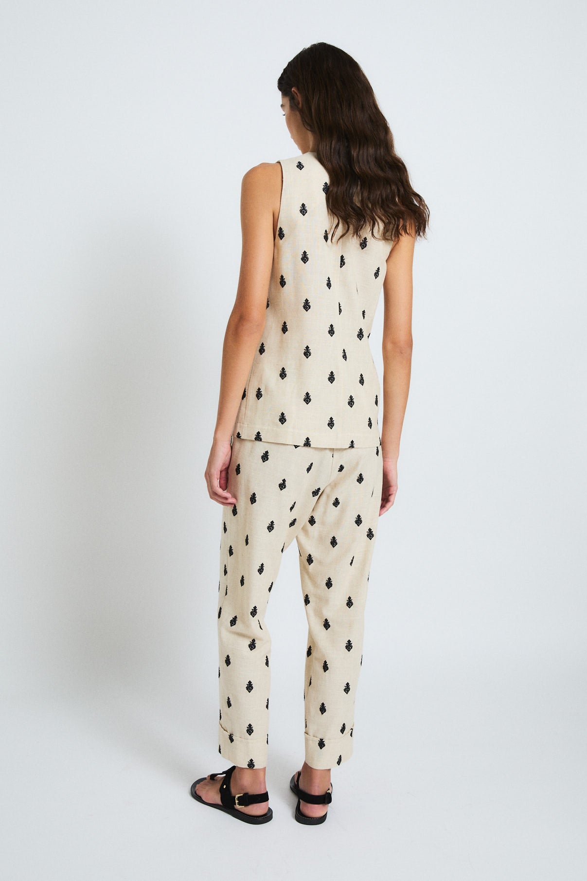 TRUJILLO EMBROIDERED BEIGE VEST