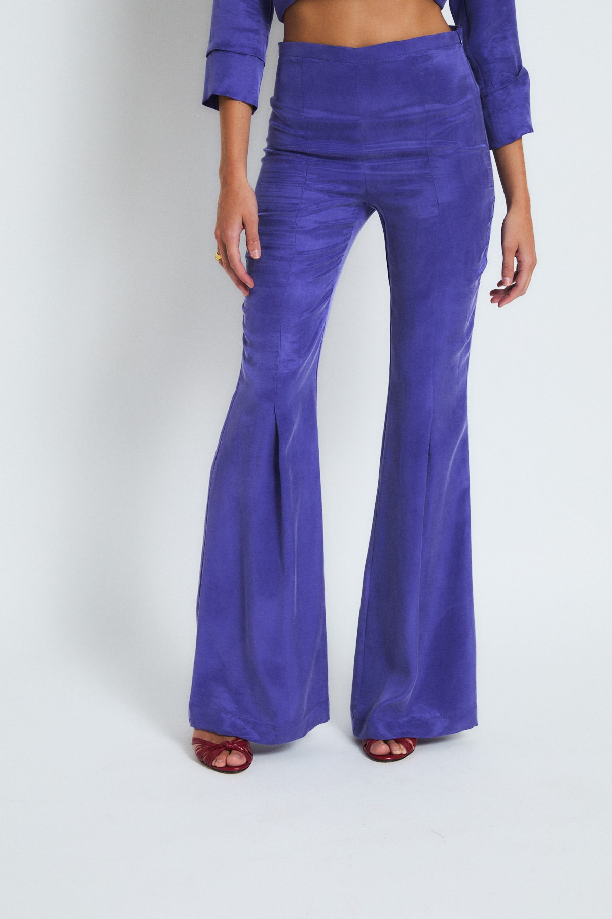TOTAL LOOK ICON CUPRO MORADO