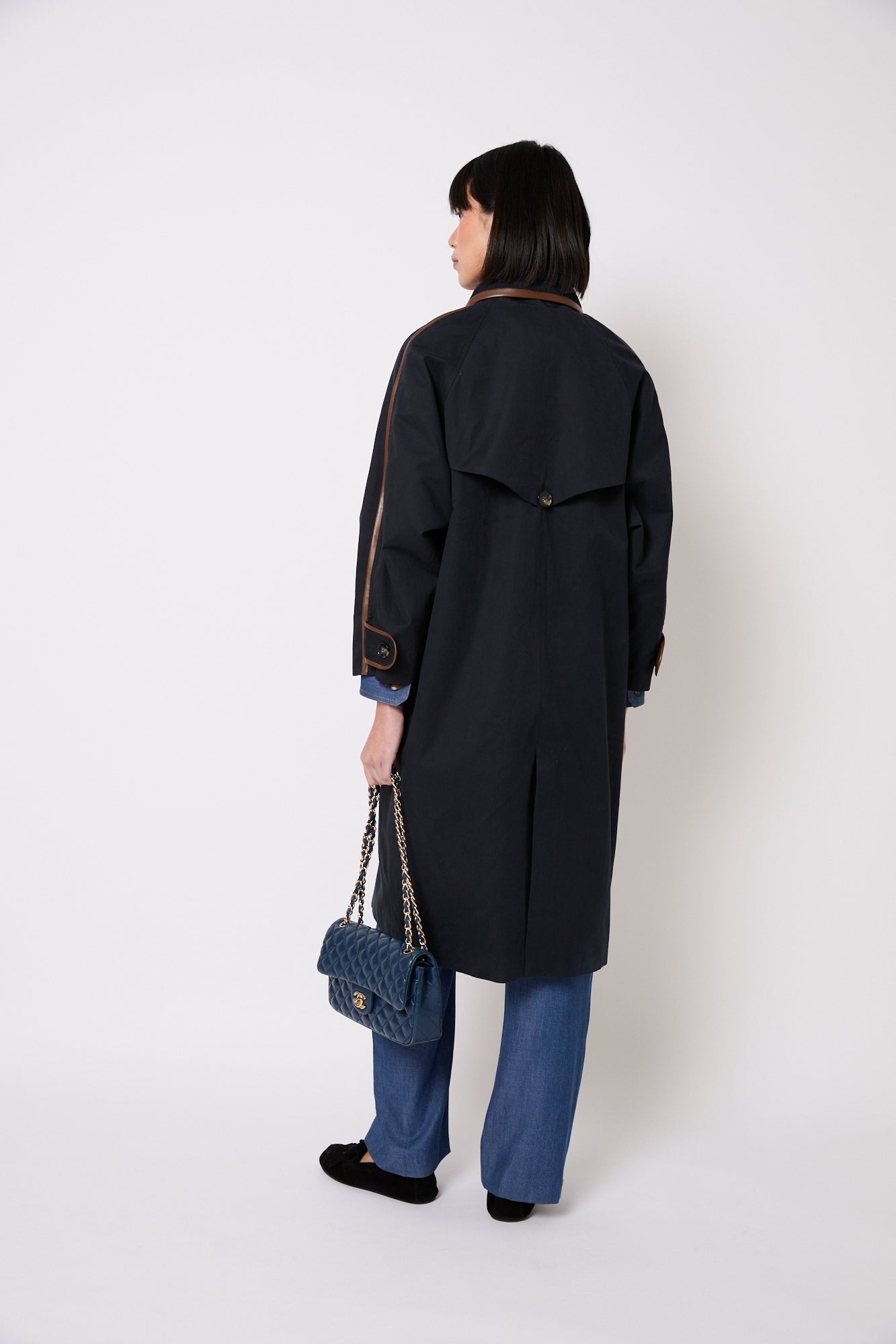 NAVY RAIN TRENCH COAT