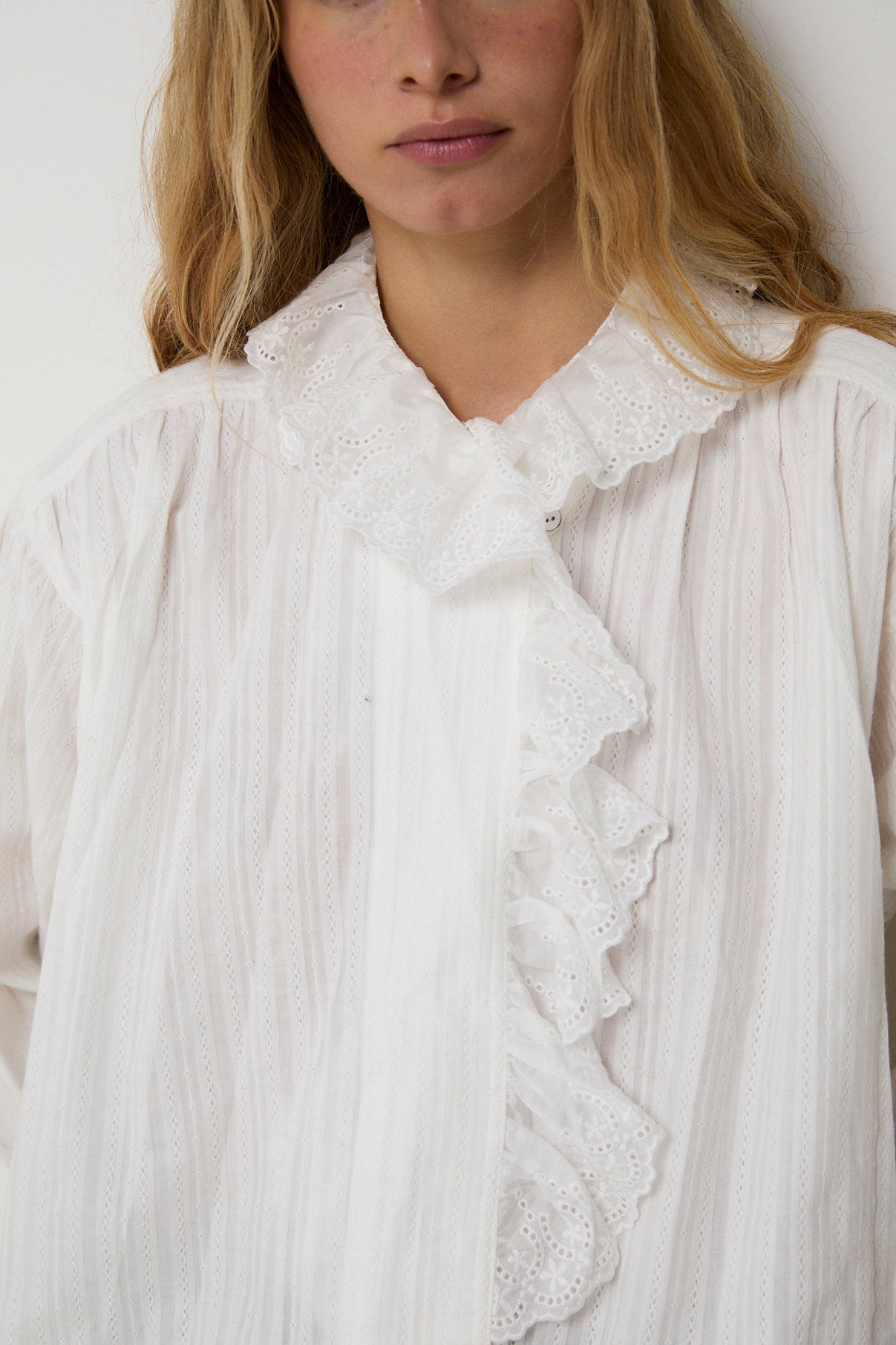 MARIBEL ECRU LACE TRIM BLOUSE