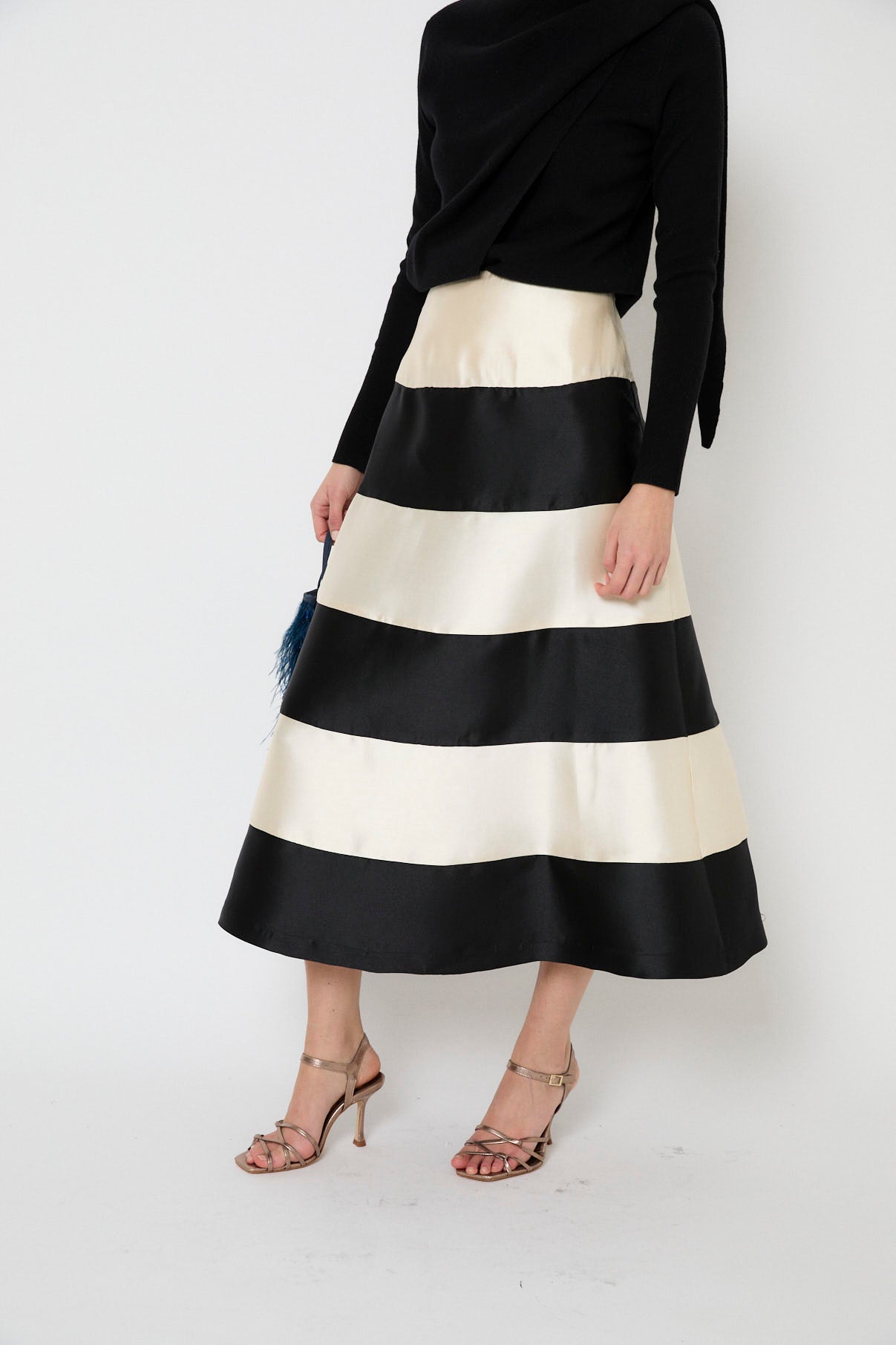 NEW YORK DUPIONI BLACK SKIRT