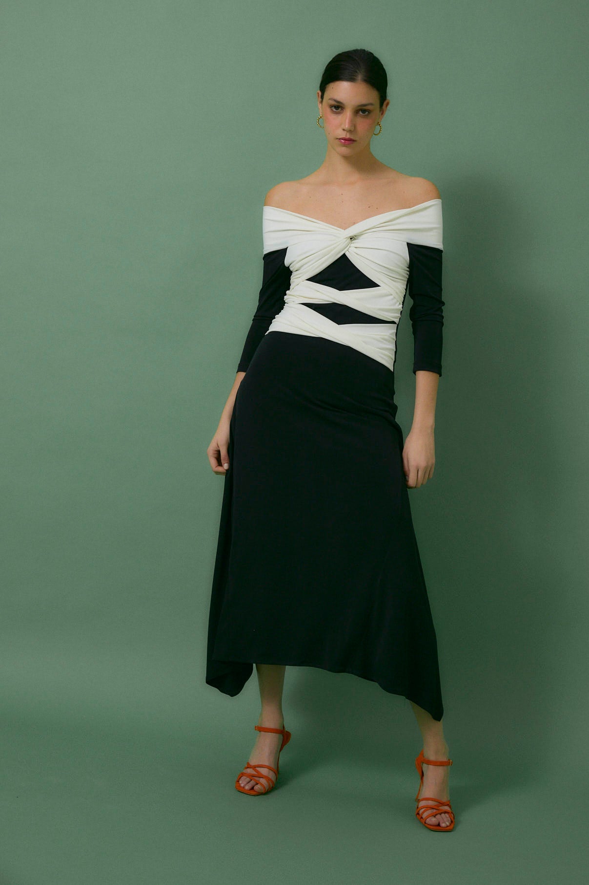 BLACK KNIT KNOTTED DRESS