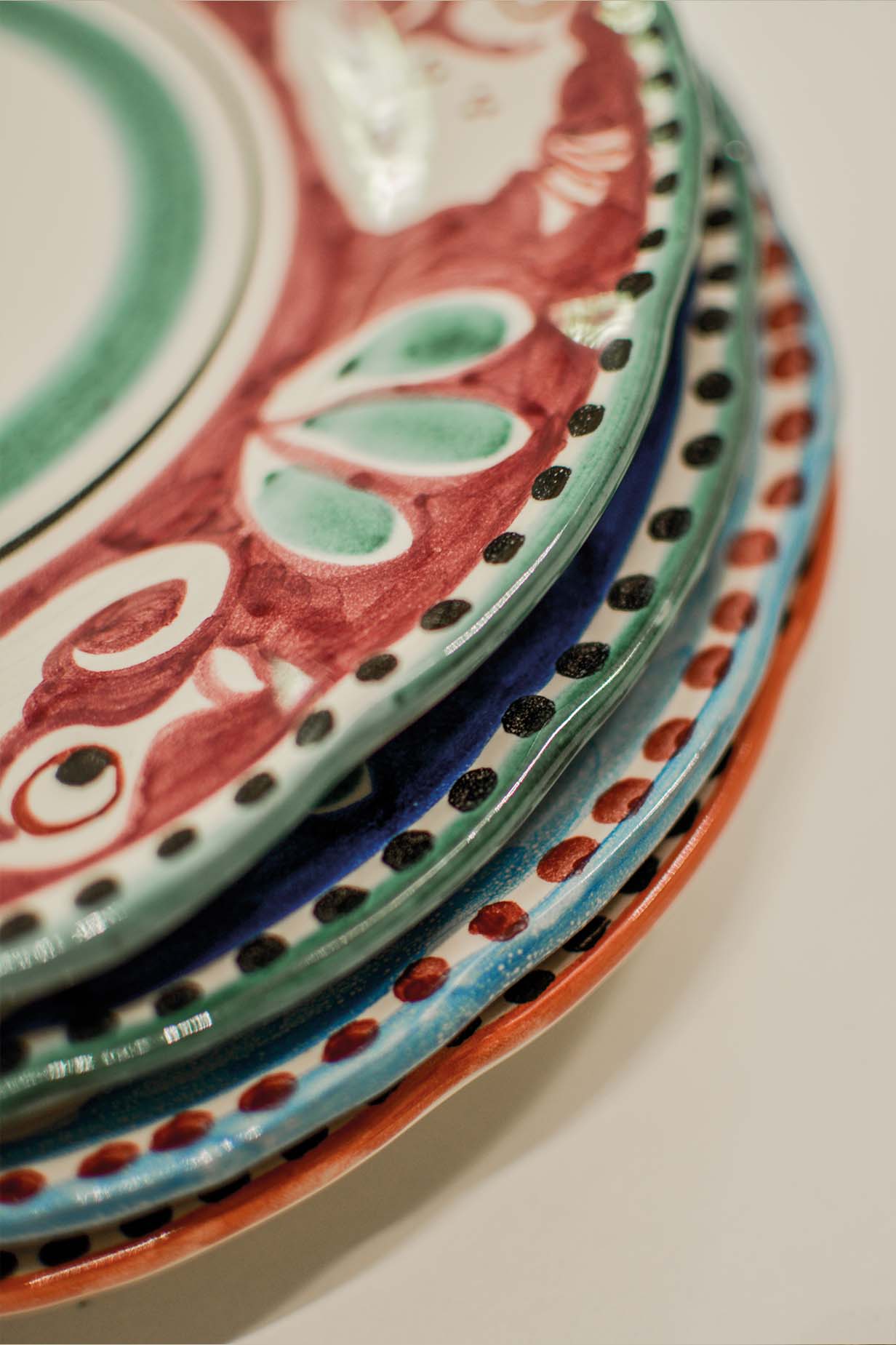 AMALFI MULTI DINNERWARE