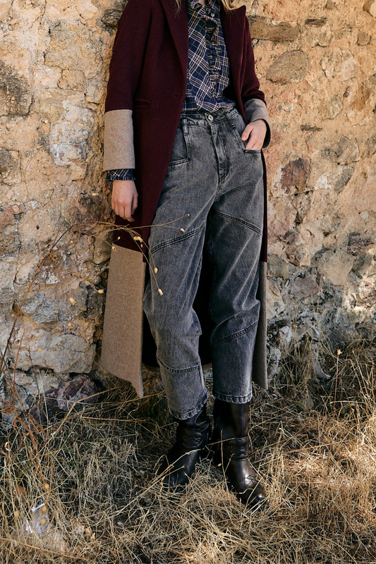 JEANS CORTES BLEACH GRIS