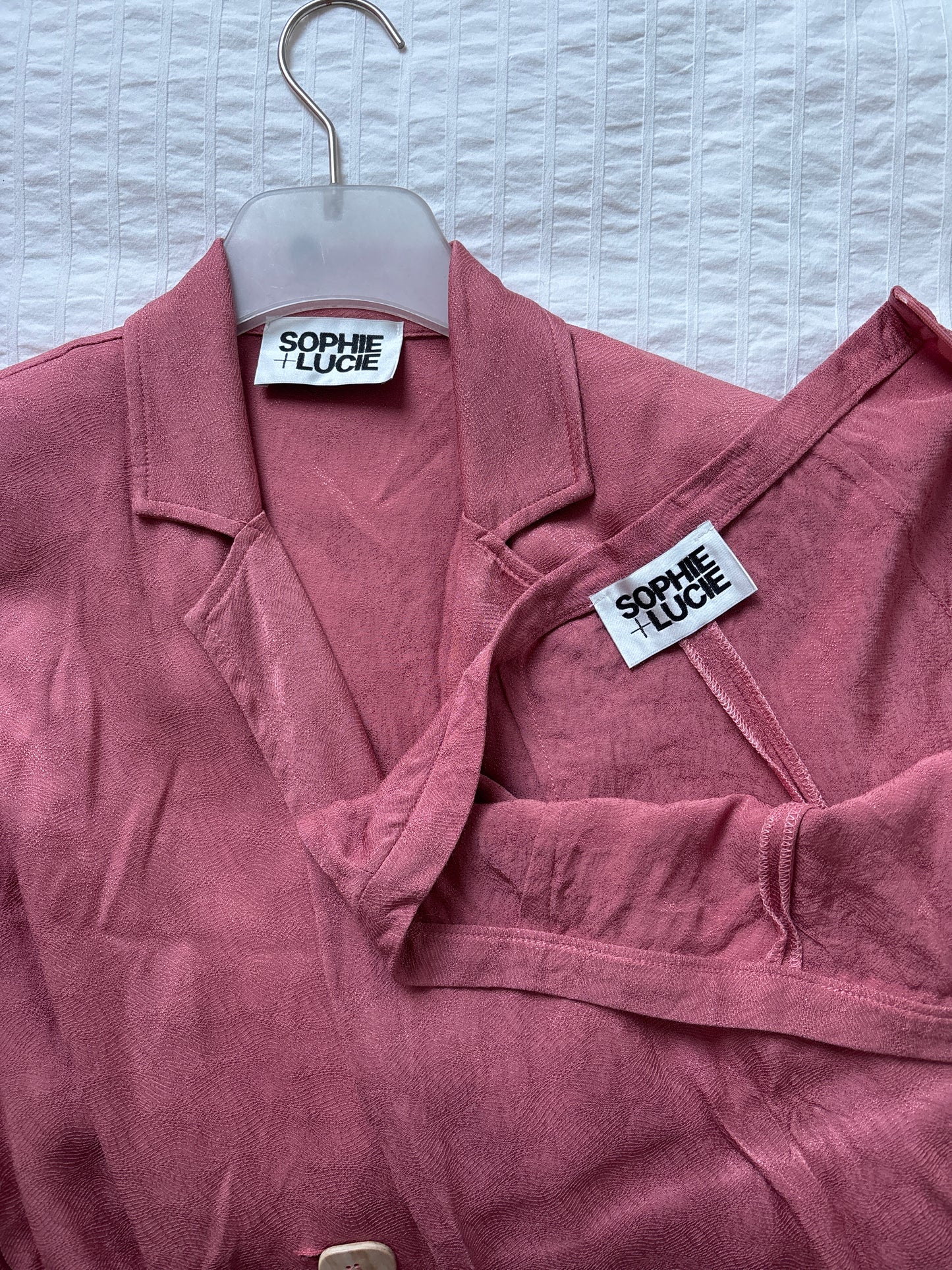 Total look icon pink