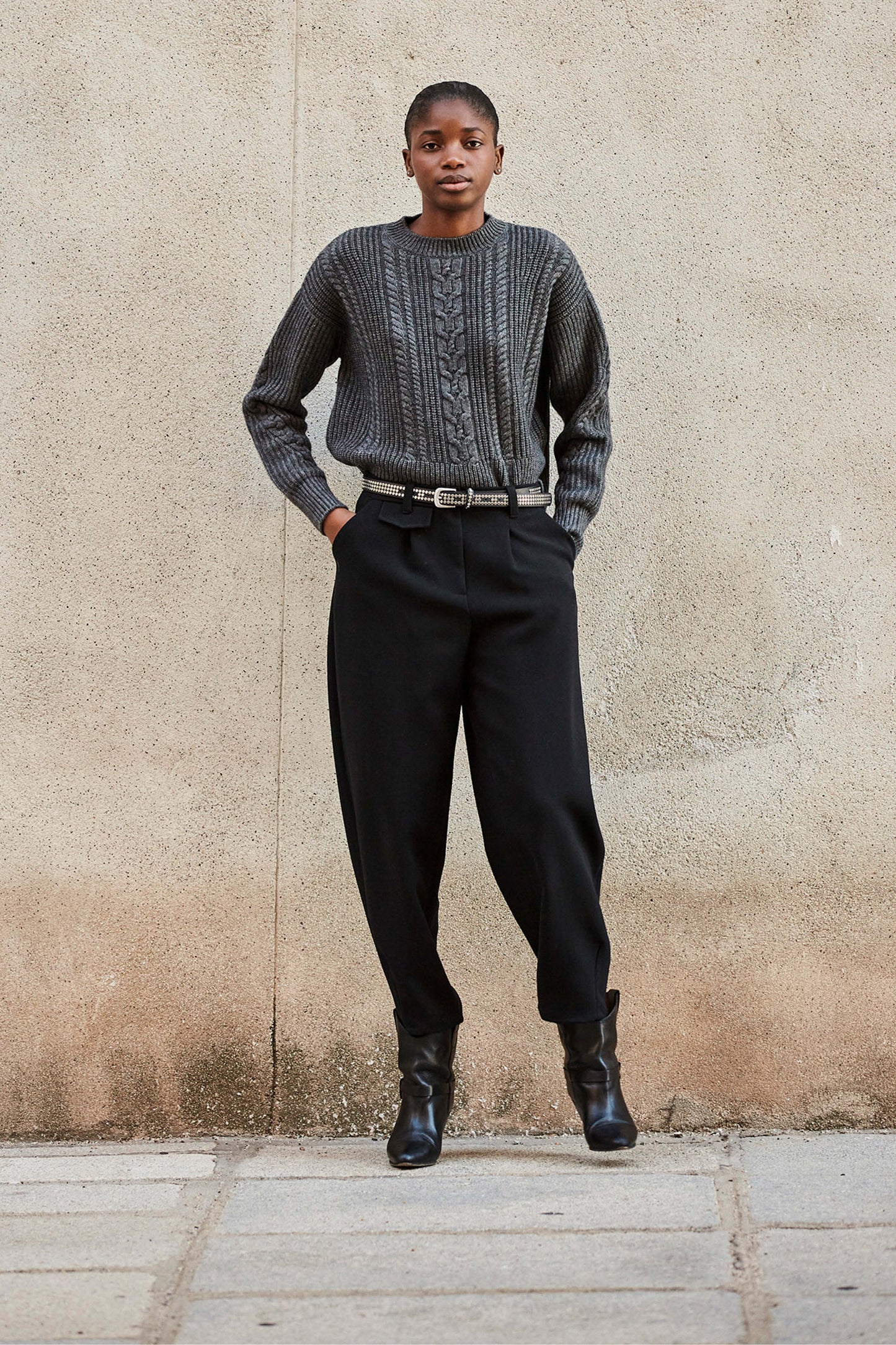 PANTALÓN SLOUCHY NEGRO